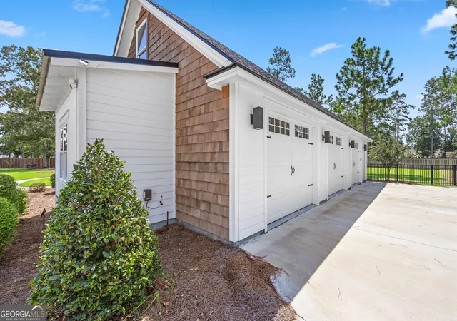 Photo 3 of Single family home for sale at 3968 Buckhorn Ridge, Valdosta, GA 31601 | MLS# 10821250 | Listing updated on 2026-08-21