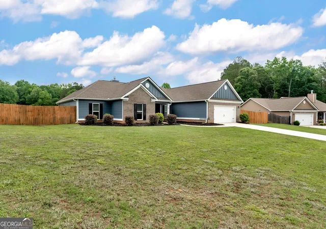 Homes for sale in Statham, GA | 16 Evergreen Ridge Ct, Statham, GA 30666 | MLS# 10773838