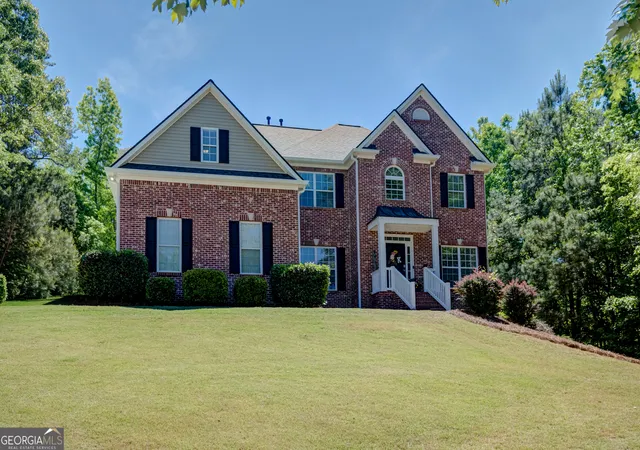 Single family home for sale at 381 Rosebay Ln, Sharpsburg, GA 30277 | MLS# 10856102