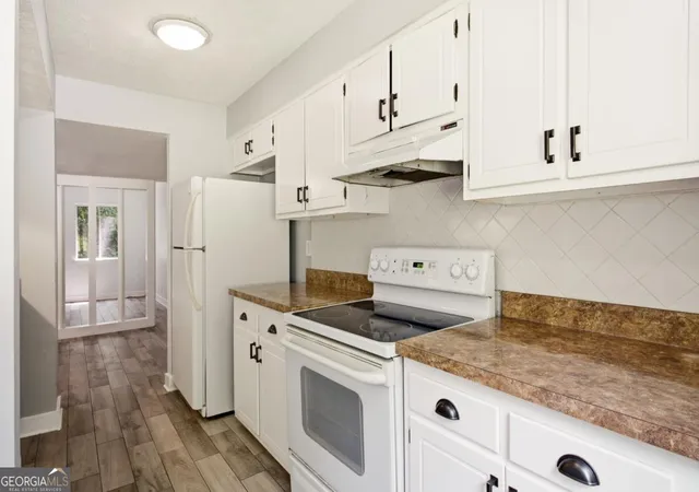 Photo 2 of Condo for sale at 2912 Torreya Wy Se, Marietta, GA 30067 | MLS# 10814829 | Listing updated on 2026-09-10