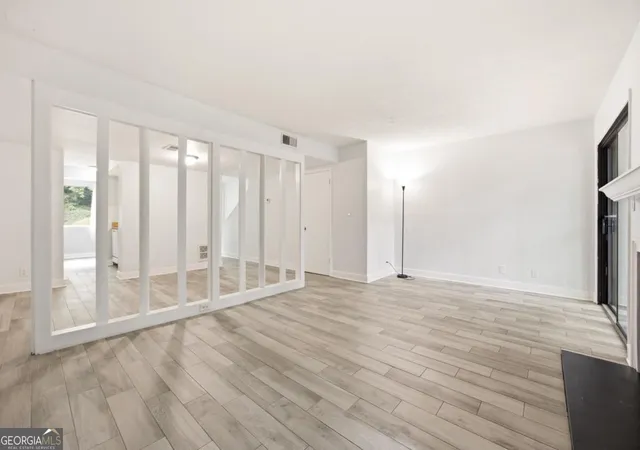 Photo 3 of Condo for sale at 2912 Torreya Wy Se, Marietta, GA 30067 | MLS# 10814829 | Listing updated on 2026-09-10