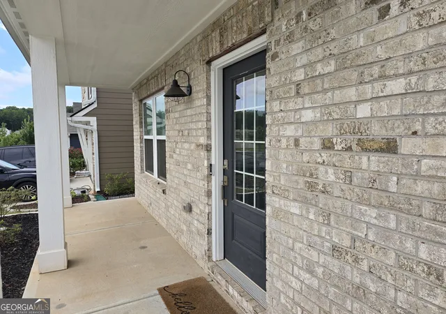 Photo 3 of Single family home for sale at 166 Traminer Wy, Braselton, GA 30517 | MLS# 10823318 | Listing updated on 2026-10-08