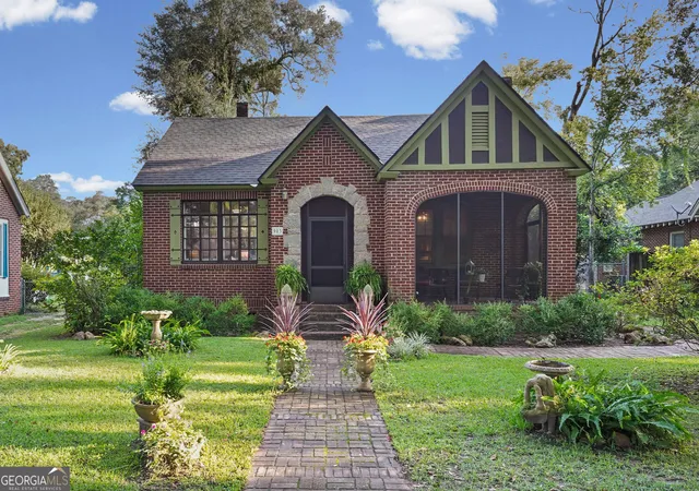 Photo 1 of Sale Pending at 903 W 2nd Ave, Albany, GA 31701 | MLS# 10829877 | Listing updated on 2026-08-31