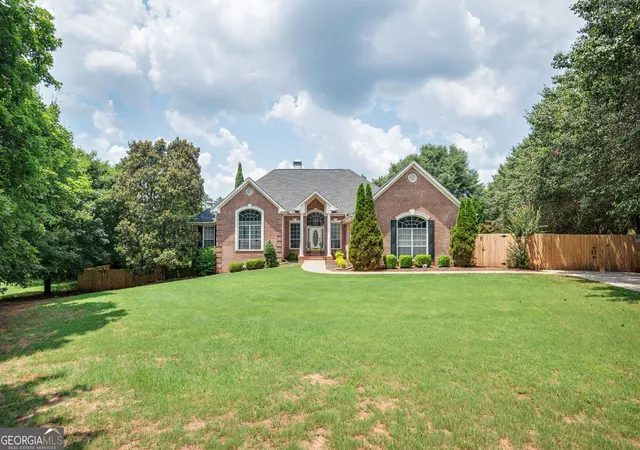 3rd image of 1315 Edwin Ct, Mcdonough, GA 30252 | MLS# 10786117