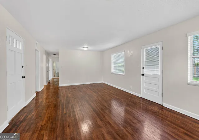 3rd image of 2637 Canary Dr, Brunswick, GA 31520 | MLS# 10800526