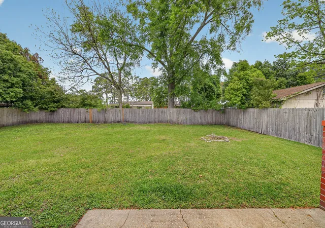 8th image of 2637 Canary Dr, Brunswick, GA 31520 | MLS# 10800526