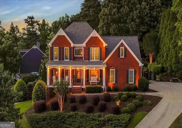Photo 3 of Single family home for sale at 20 Lake Overlook Dr, White, GA 30184 | MLS# 10835075 | Listing updated on 2026-09-23