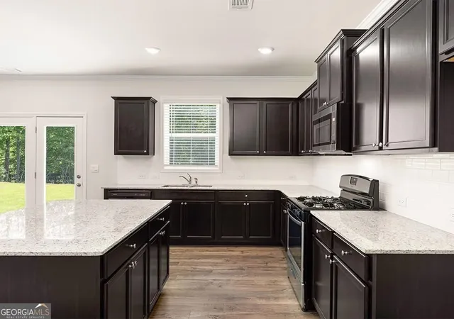 Photo 3 of Single family home for sale at 4836 Golden Finch Ln Sw, Powder Springs, GA 30127 | MLS# 10812755 | Listing updated on 2026-08-08
