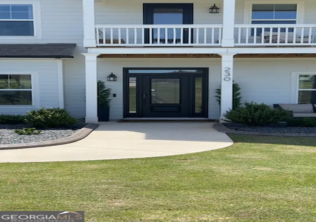 3rd image of 230 Bluff Mill Farms Dr, Senoia, GA 30276 | MLS# 10805098