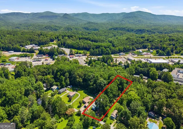 Homes for sale in Jasper, GA | 263 Elizabeth St, Jasper, GA 30143 | MLS# 10785616