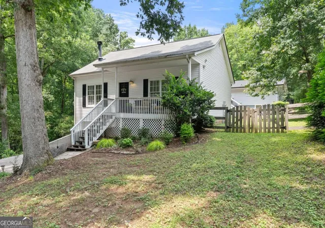 Photo 2 of Single family home for sale at 3875 Stutz St, Cumming, GA 30041 | MLS# 10819421 | Listing updated on 2026-08-31