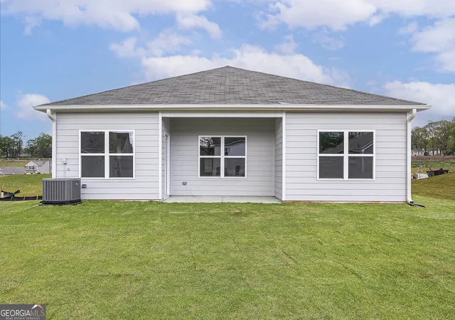 Photo 2 of Sale Pending at 217 Darter Ct, Jefferson, GA 30549 | MLS# 10817470 | Listing updated on 2026-09-13