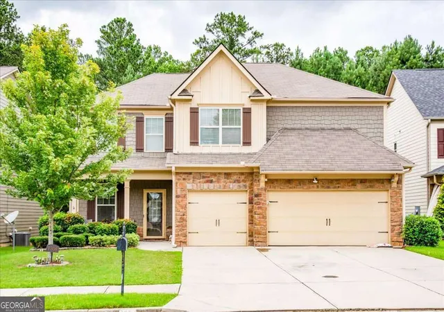 Photo 2 of Single family home for sale at 7306 Parkland Bnd, Fairburn, GA 30213 | MLS# 10793533 | Listing updated on 2026-09-11