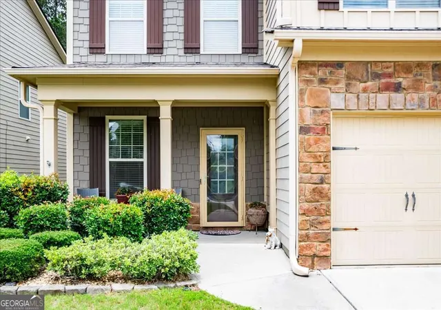 Photo 3 of Single family home for sale at 7306 Parkland Bnd, Fairburn, GA 30213 | MLS# 10793533 | Listing updated on 2026-09-11