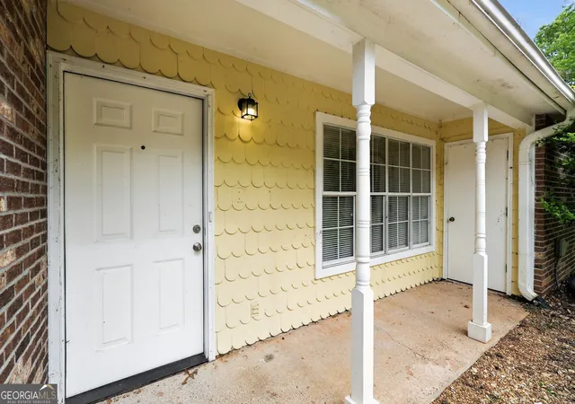 Photo 3 of Single family home for sale at 4947 Farmstead Ct NE, Woodstock, GA 30188 | MLS# 10758426 | Listing updated on 2026-09-09