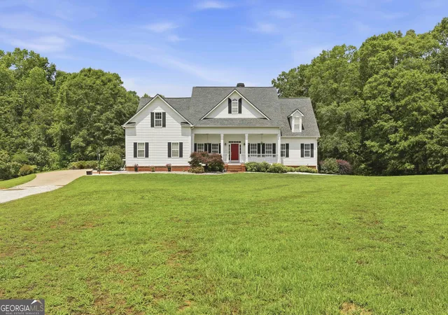 Photo 2 of Single family home for sale at 137 Stolen Hours Ln, Fayetteville, GA 30215 | MLS# 10778112 | Listing updated on 2026-09-02