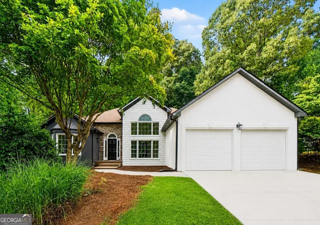 Photo 1 of Sale Pending at 265 Lakeview Ln, Hiram, GA 30141 | MLS# 10795821 | Listing updated on 2026-10-09