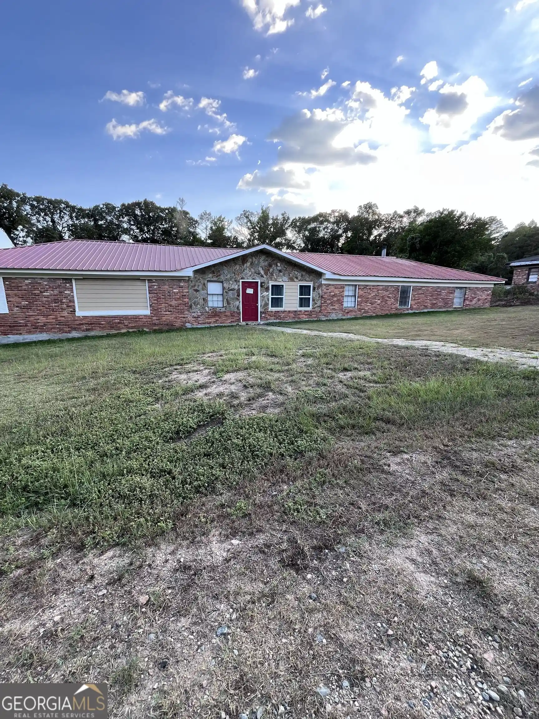 Photo 1 of Single family home for sale at 4081 Lazylane Rd, Macon, GA 31217 | MLS# 10854101 | Listing updated on 2026-10-11