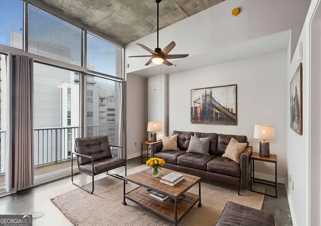 4th image of 44 Peachtree Pl Nw, Atlanta, GA 30309