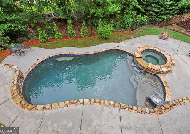 2nd image of 2192 Floral Ridge Dr, Dacula, GA 30019 | MLS# 10817156