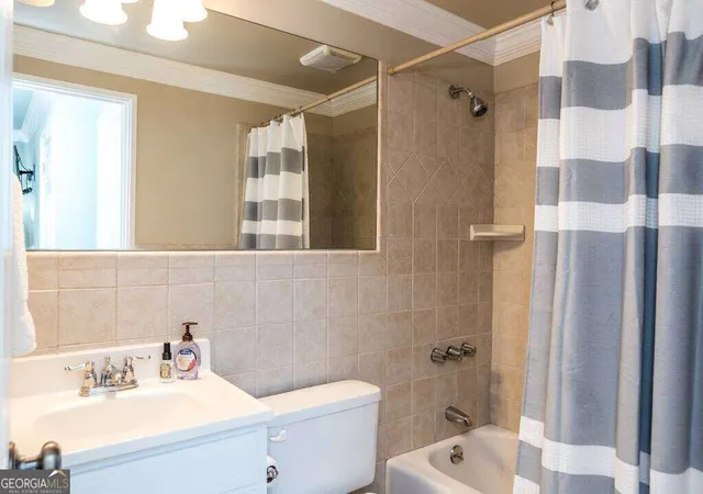 16th image of 300 W Peachtree St #21G, Atlanta, GA 30308 | MLS# 10831081