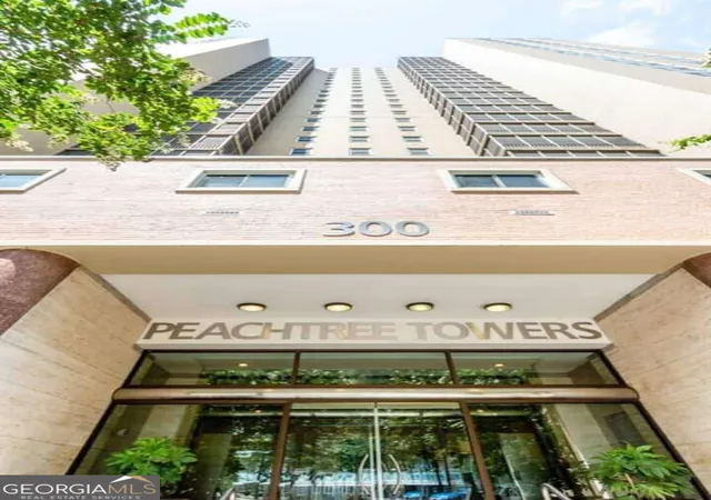 Photo 3 of Condo for sale at 300 W Peachtree St #21G, Atlanta, GA 30308 | MLS# 10831081 | Listing updated on 2026-09-04