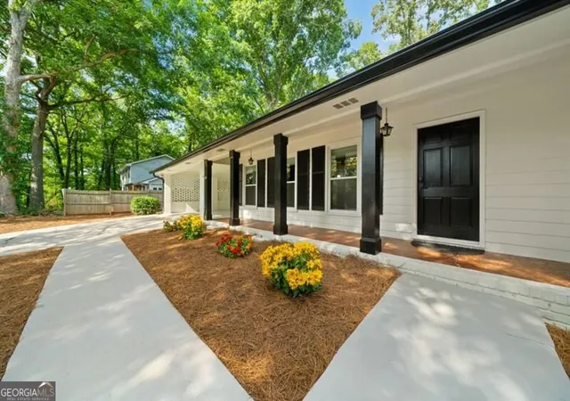 3rd image of 1415 Driftwood Ct, Roswell, GA 30075 | MLS# 10822712