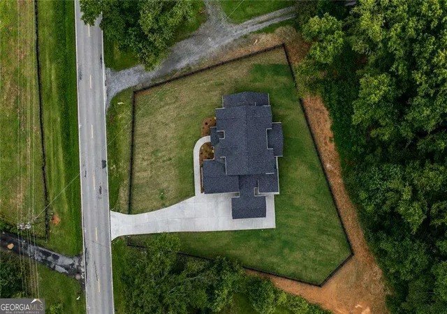 3rd image of 2680 Dr Bramblett Rd, Cumming, GA 30028 | MLS# 10817671