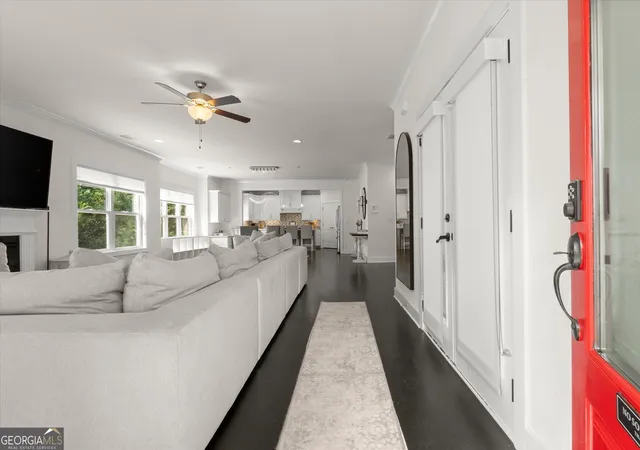 2nd image of 1940 Park Chase Ln Ne, Atlanta, GA 30324 | MLS# 10827775