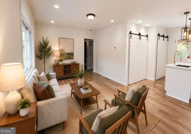 2nd image of 2661 Connally Dr, Atlanta, GA 30344 | MLS# 10812184