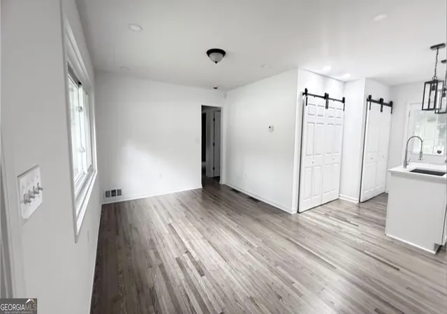 Photo 3 of Single family home for sale at 2661 Connally Dr, East Point, GA 30344 | MLS# 10812184 | Listing updated on 2026-08-29