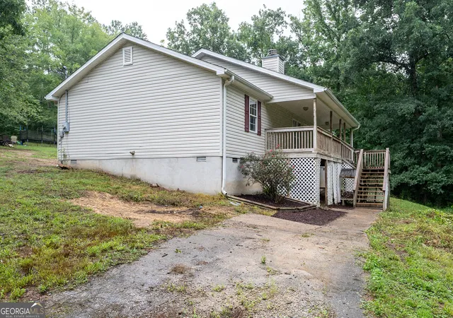 Photo 3 of Single family home for sale at 70 Katie Ln, Carlton, GA 30627 | MLS# 10805081 | Listing updated on 2026-10-26