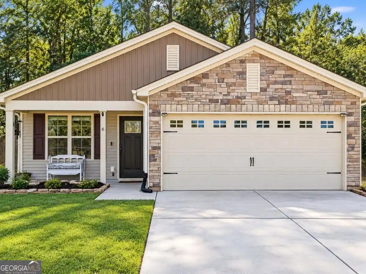Photo 1 of Single family home for sale at 6 Easy St, Guyton, GA 31312 | MLS# 10868335 | Listing updated on 2026-10-21
