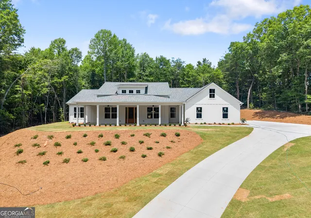 Photo 3 of Single family home for sale at 412 Jess Hunt Rd, Cleveland, GA 30528 | MLS# 10783207 | Listing updated on 2026-09-28