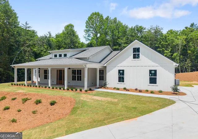 Photo 3 of Single family home for sale at 412 Jess Hunt Rd, Cleveland, GA 30528 | MLS# 10783207 | Listing updated on 2026-09-28
