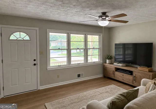 Photo 3 of Single family home for sale at 6135 Queens Rd, Douglasville, GA 30135 | MLS# 10799153 | Listing updated on 2026-07-19