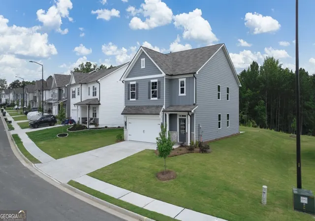 Photo 2 of Single family home for sale at 1089 Lost Creek Pkwy, Dallas, GA 30132 | MLS# 10812273 | Listing updated on 2026-09-10