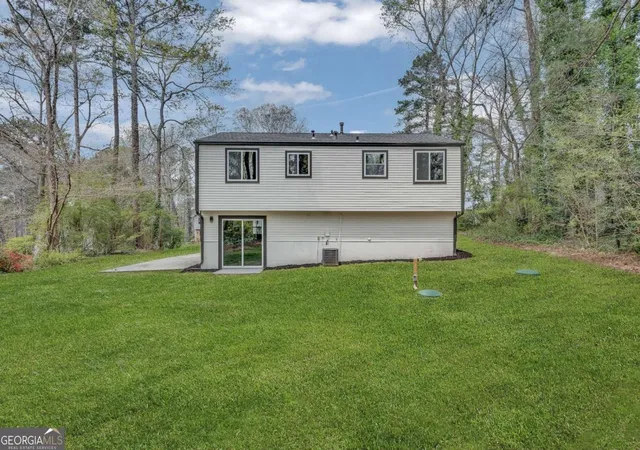 5th image of 3394 Dearwood Dr Sw, Lilburn, GA 30047 | MLS# 10817693