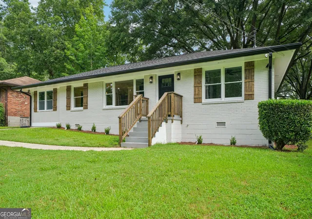 Photo 2 of Single family home for sale at 24 Mobley Dr SE, Atlanta, GA 30315 | MLS# 10807453 | Listing updated on 2026-08-13
