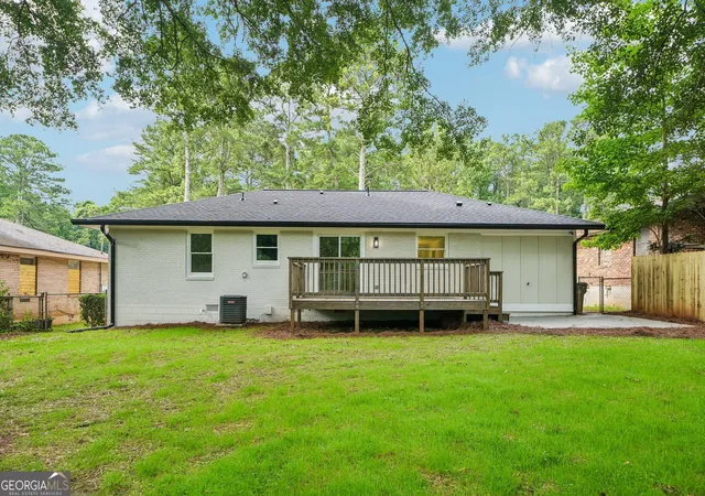 Photo 3 of Single family home for sale at 24 Mobley Dr SE, Atlanta, GA 30315 | MLS# 10807453 | Listing updated on 2026-08-13
