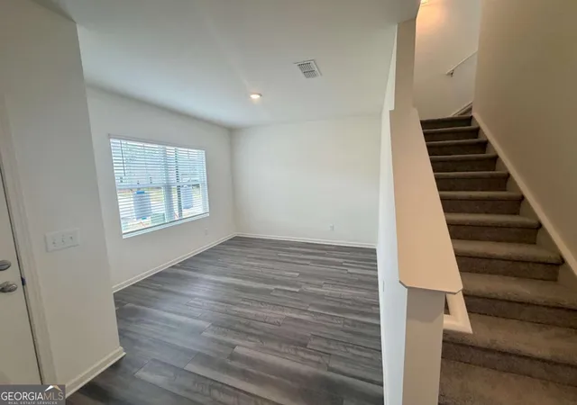Photo 3 of Single family home for sale at 156 Heartland Dr, Dallas, GA 30157 | MLS# 10812643 | Listing updated on 2026-08-07