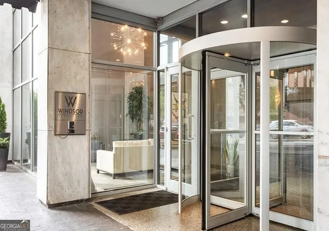 Photo 2 of Condo for sale at 620 Peachtree St NE #APT 1211, Atlanta, GA 30308 | MLS# 10797552 | Listing updated on 2026-10-23