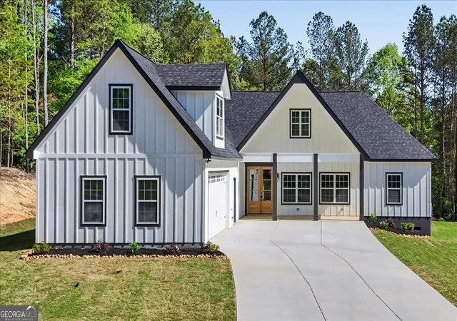 1st image of 242 Mulberry Ln, Lindale, GA 30147 | MLS# 10738018