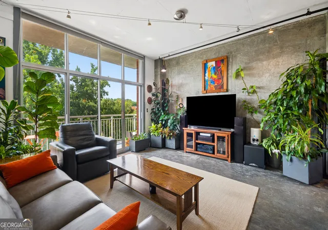 2nd image of 245 N Highland Ave Ne #321, Atlanta, GA 30307 | MLS# 10795062