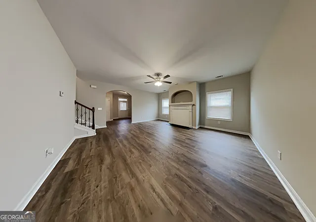 Photo 3 of Single family home for sale at 14 Stone Ct, Newnan, GA 30265 | MLS# 10765490 | Listing updated on 2026-10-06