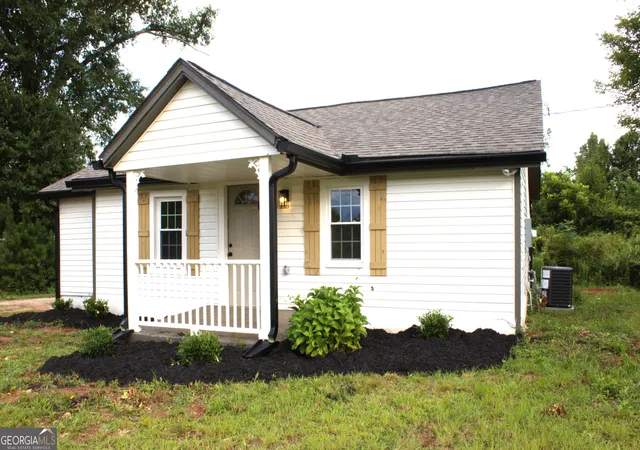 2nd image of 55 Davis Mclendon Wy, Newnan, GA 30263 | MLS# 10808269