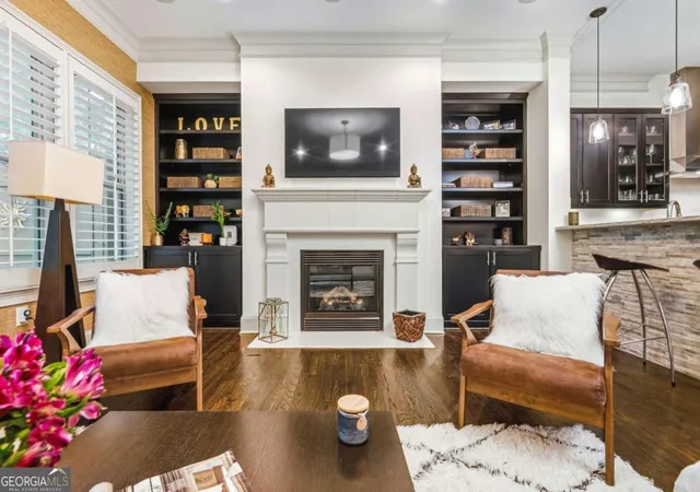 Photo 3 of Townhouse for sale at 519 Ansley Cir Ne, Atlanta, GA 30324 | MLS# 10799869 | Listing updated on 2026-10-27