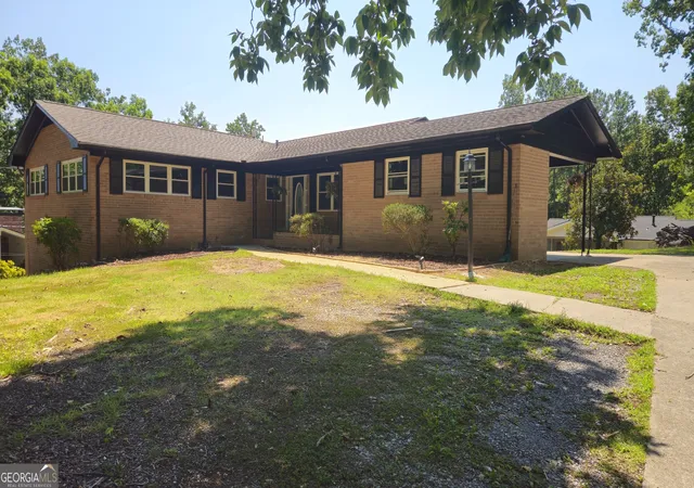 1st image of 1305 Dana Dr, Dalton, GA 30720 | MLS# 10818239