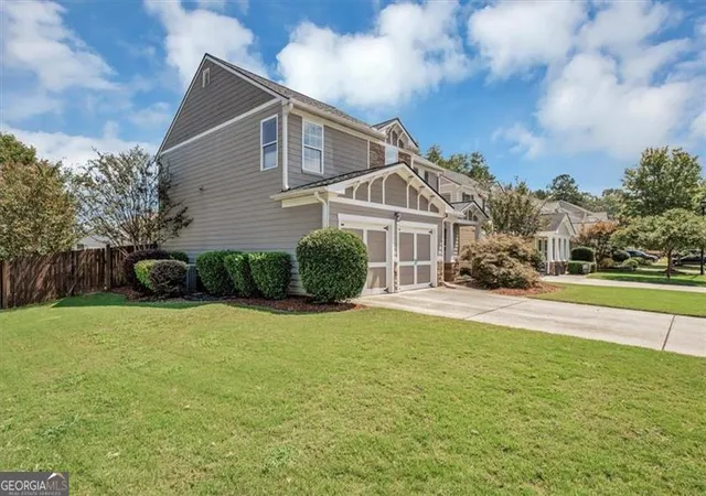 Photo 3 of Single family home for sale at 5975 Haddon Pl, Mableton, GA 30126 | MLS# 10596472 | Listing updated on 2025-09-18