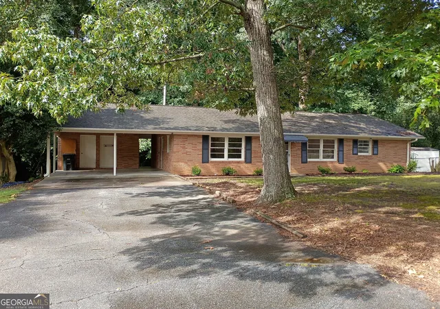 1st image of 70 Fifth St, Hartwell, GA 30643 | MLS# 10805539